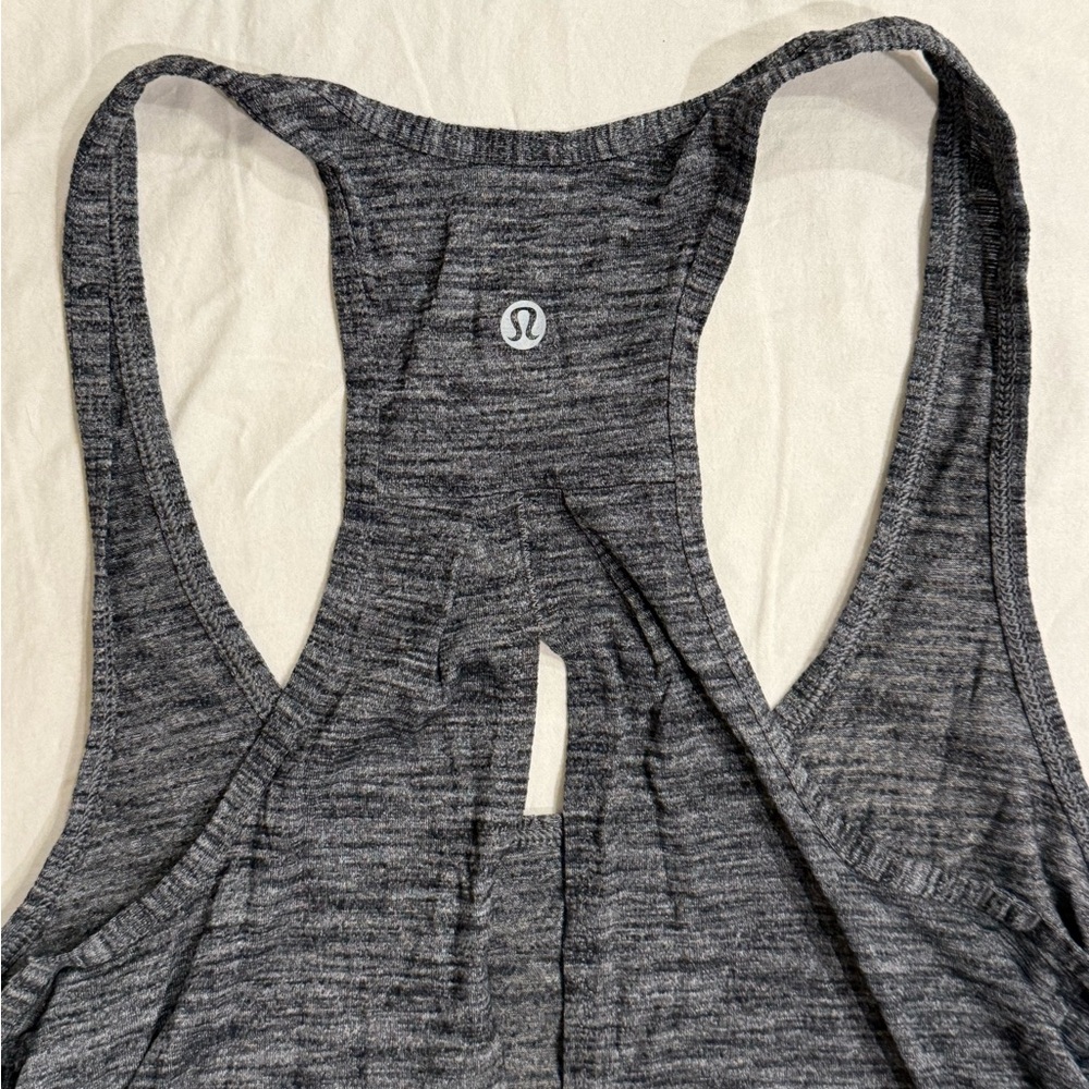 Lululemon Salute the Sun Singlet II Tank Heather Black- Size 4